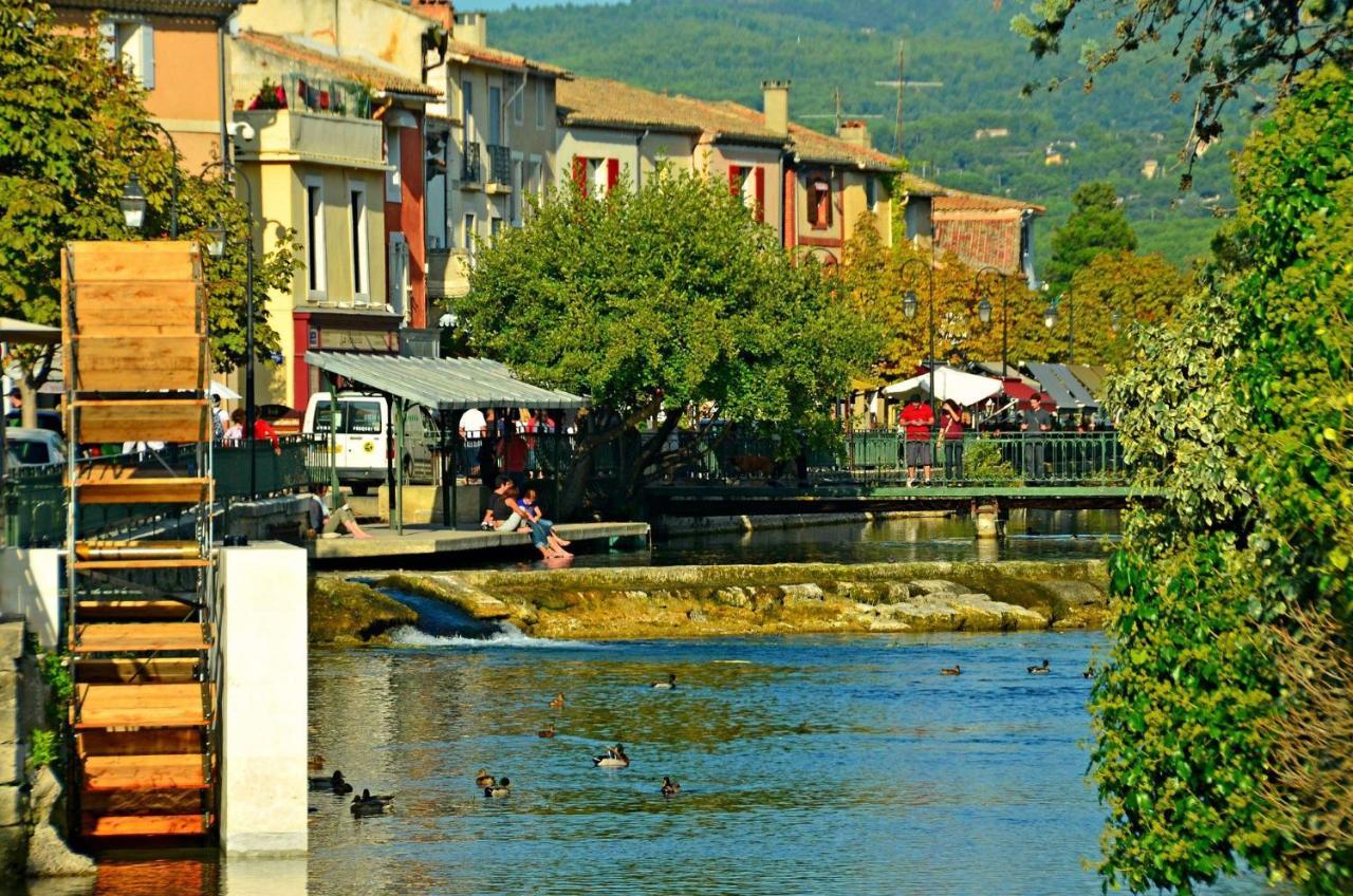 Le Petit Studio - 15 M2 - Centre Ville - Sorgue A 50 M L'Isle-sur-la-Sorgue Exterior photo