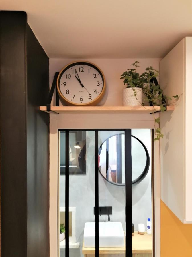 Le Petit Studio - 15 M2 - Centre Ville - Sorgue A 50 M L'Isle-sur-la-Sorgue Exterior photo