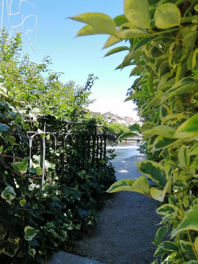Le Petit Studio - 15 M2 - Centre Ville - Sorgue A 50 M L'Isle-sur-la-Sorgue Exterior photo